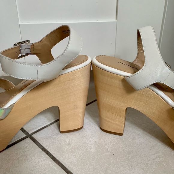 Chinese Laundry Platform Iridescent Sandal Heels - Picture 7 of 10